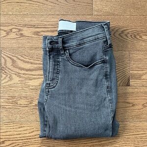 Everlane Charcoal Gray Mid Rise Skinny Jeans